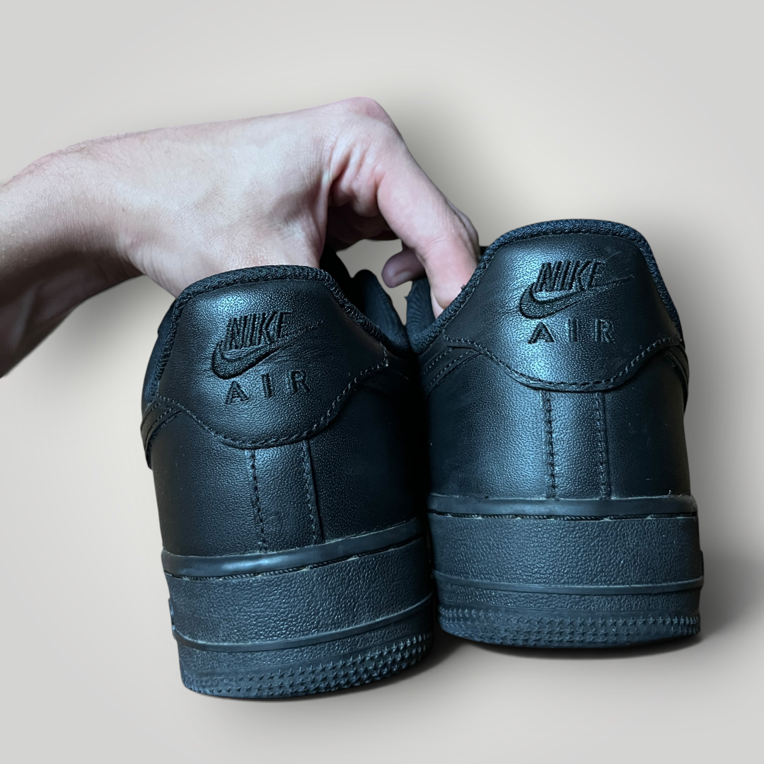 Nike Air Force 1 Low Tripple Black