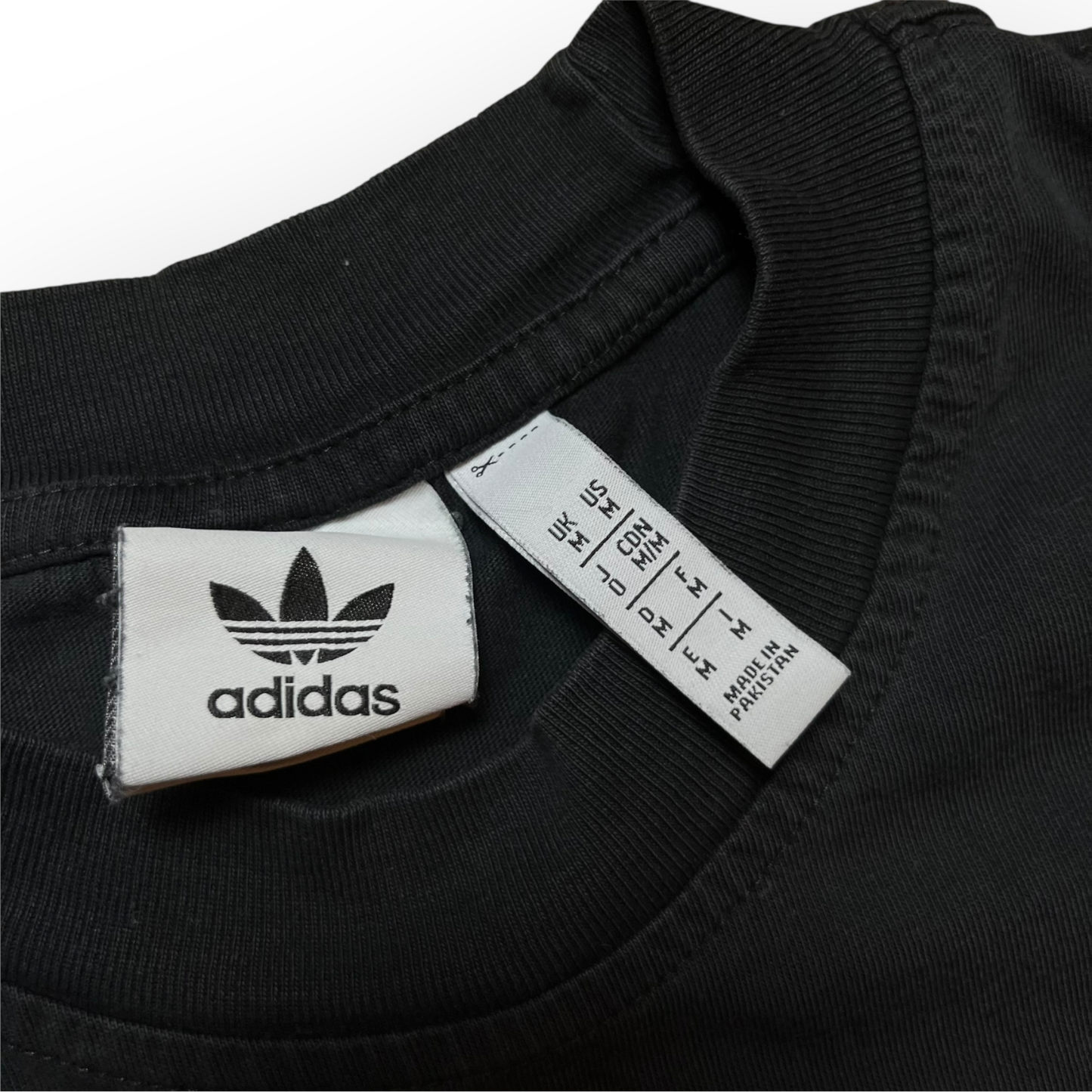 Adidas T-Shirt