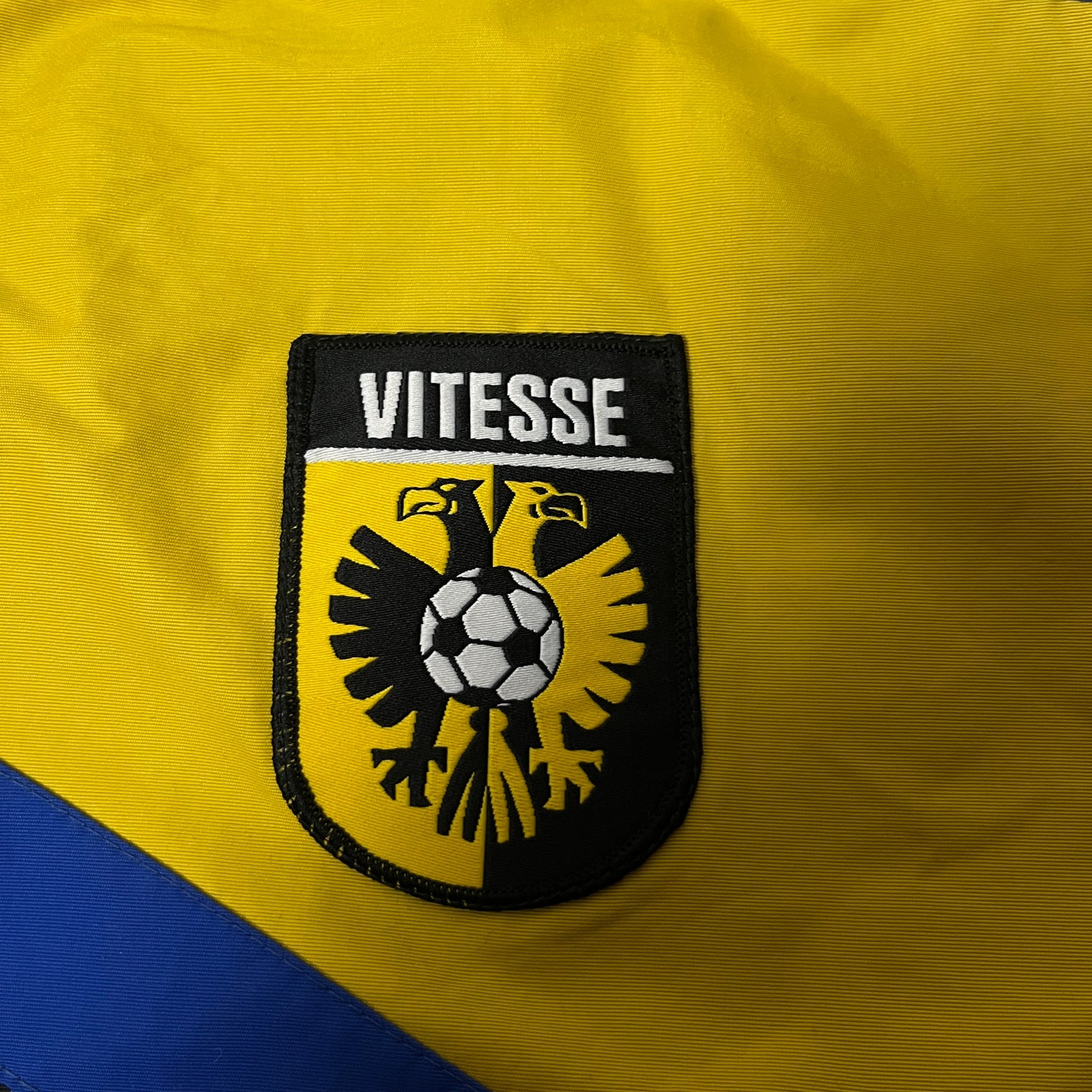 Vitesse "Arnhem 2010/2011 Player Issue Klupp Sweat Top" Football Jersey Sweatshirt Crewneck