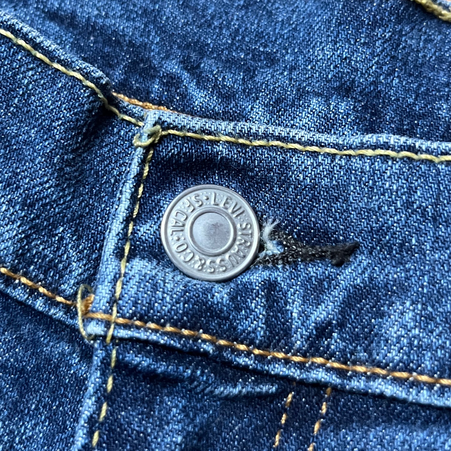 LEVI'S 502 Denim Shorts