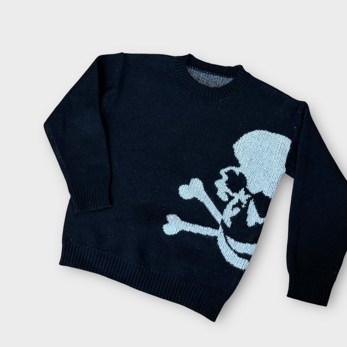 Y2K Skull Graphic Sweater