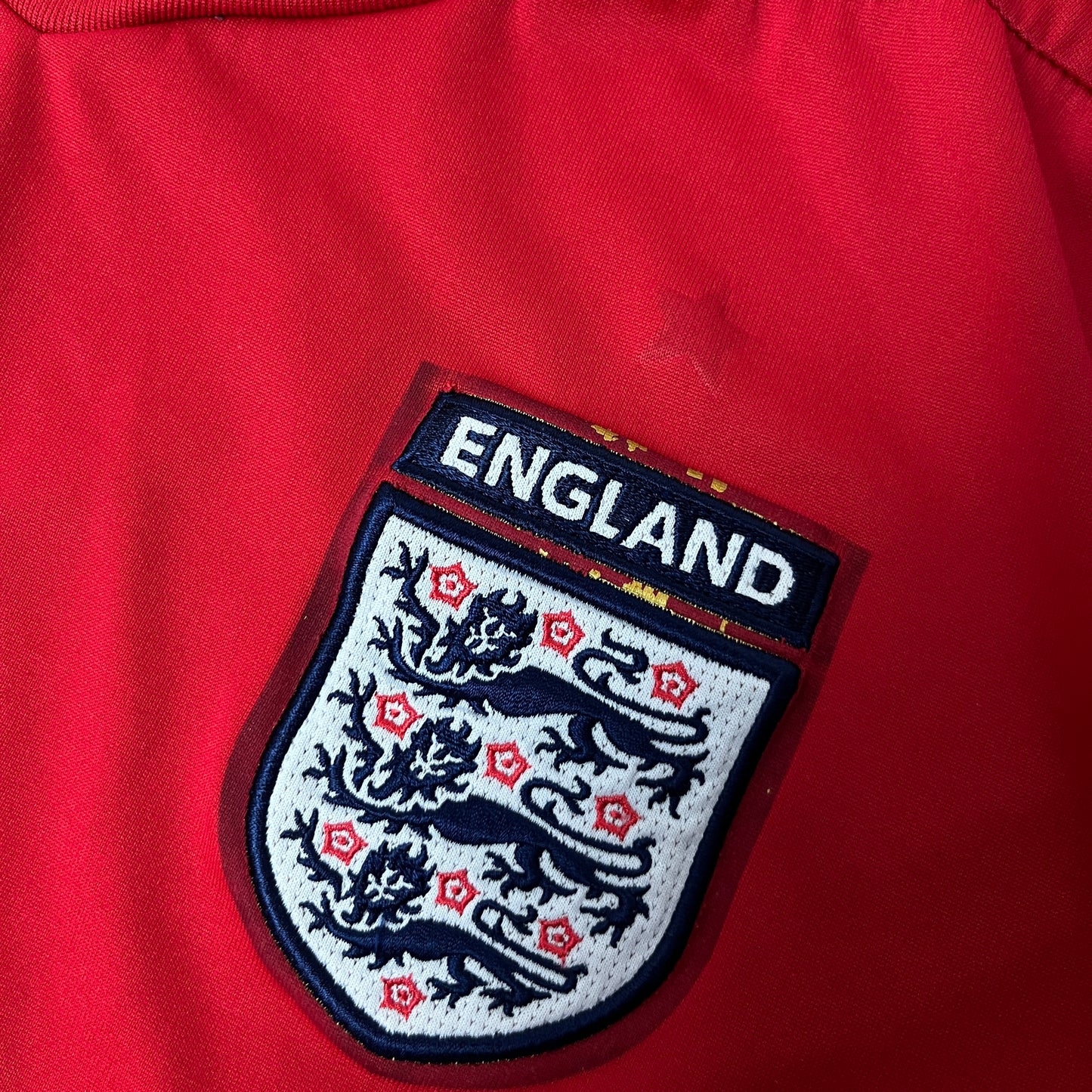 Umbro England 2004/2006 Vintage Football Jersey T-Shirt