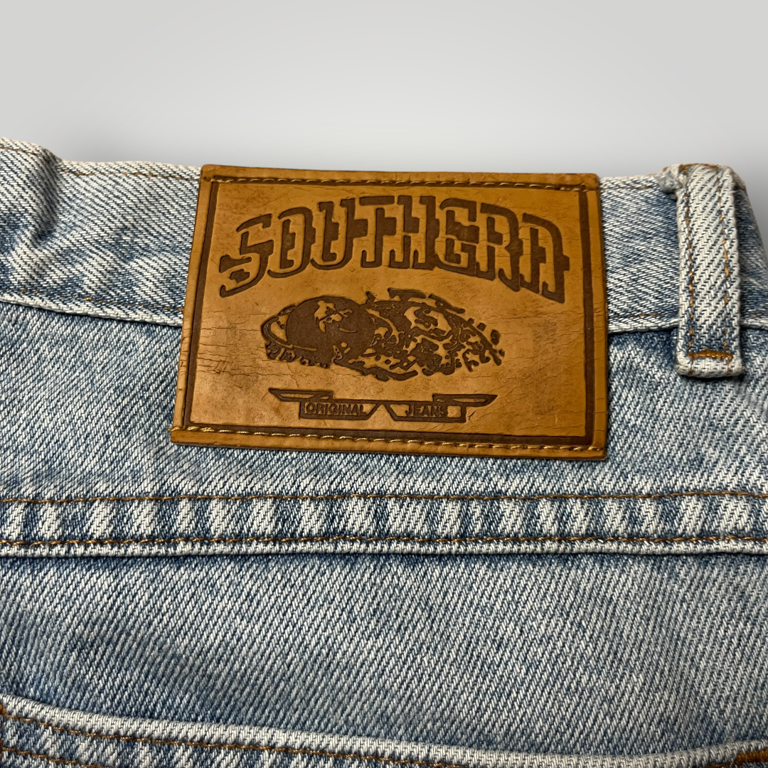 Southern Vintage 90's/00's Y2K Skater Heavy Cotton Jorts