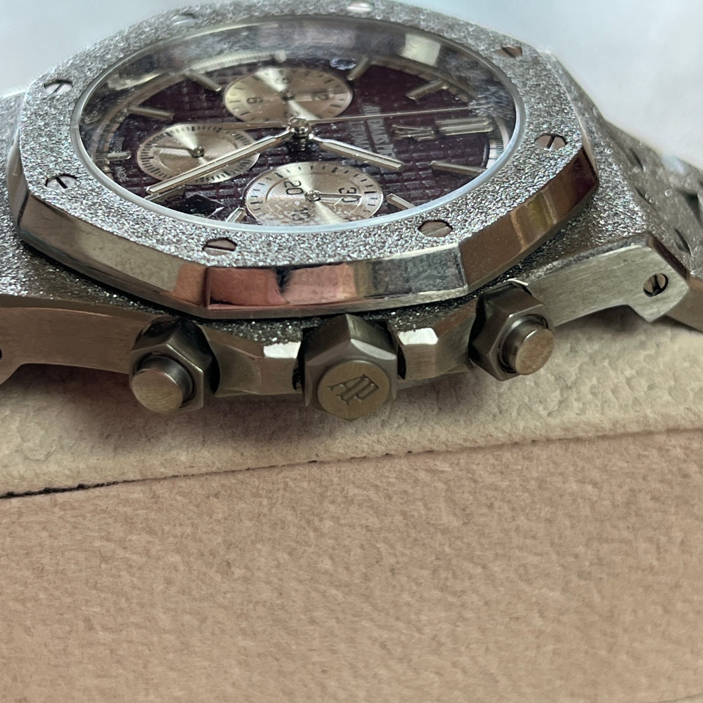 Audemars Piguet Royal Oak Selfwinding Chronograph 41mm Frosted Gold Clone