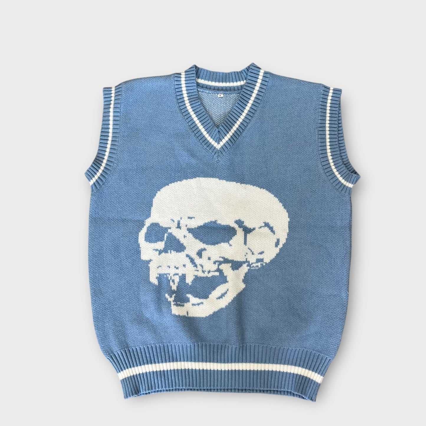 Y2K Graphic Skull Sleevless Sweater