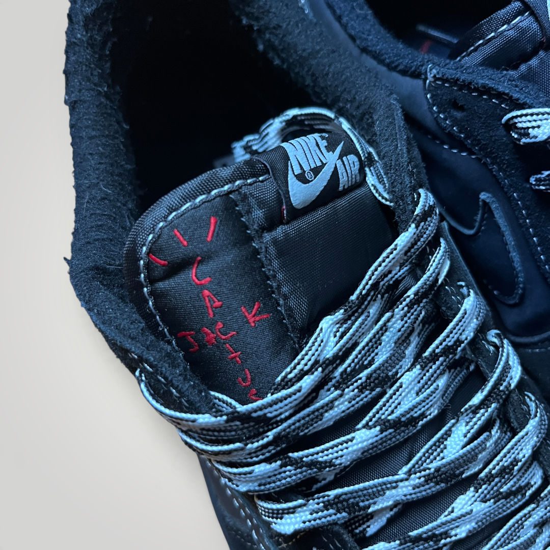 Jordan 1 Retro Low OG SP Travis Scott "Black Phantom" (Replica)