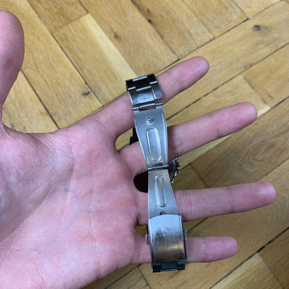 Y2K Twisted Royal Red Watch