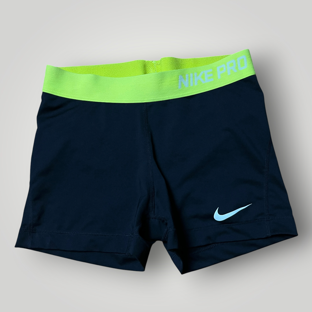 Nike Pro Shorts (Дамско)