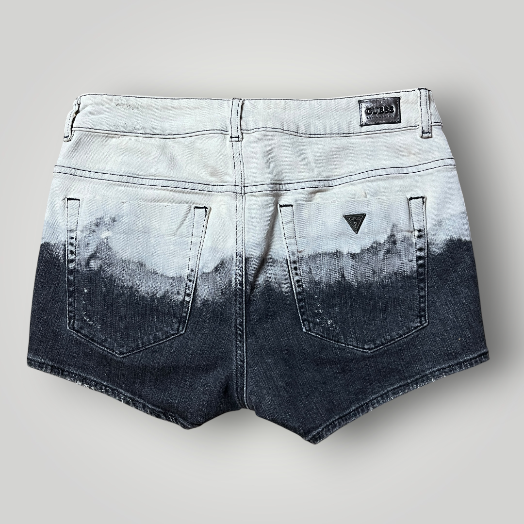 GUESS Y2K Studded Distressed Denim Shorts (Дамско)