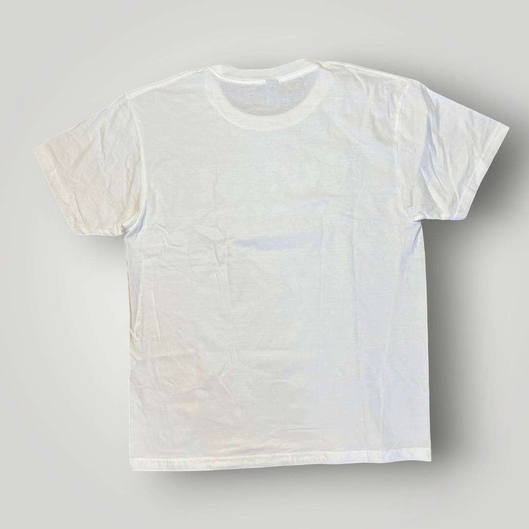 "I LOVE HOT MOMS" Funny Graphic T-Shirt