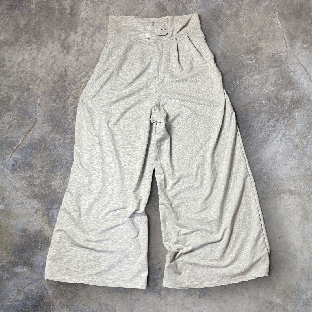 Womens Clothes Mix (28 items)
