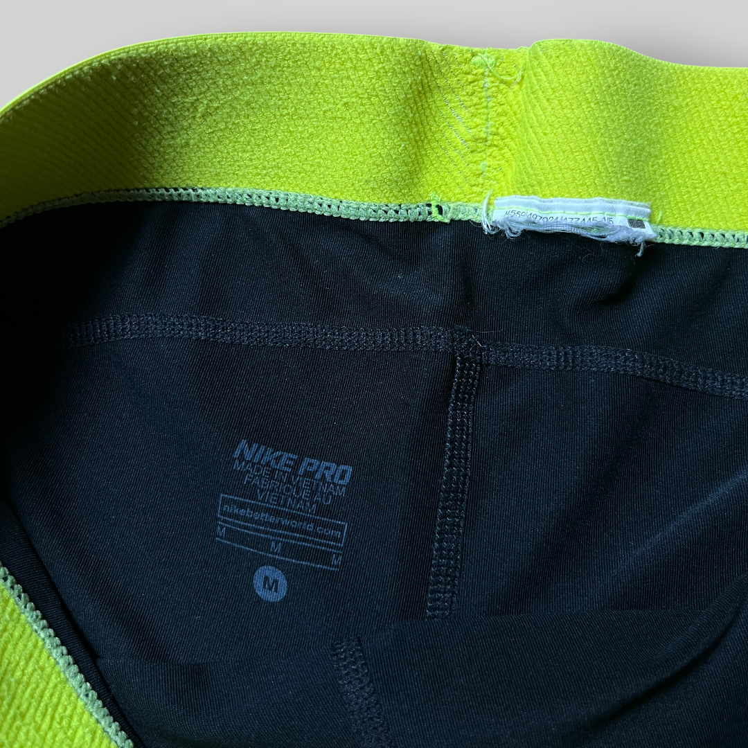 Nike Pro Shorts (Дамско)