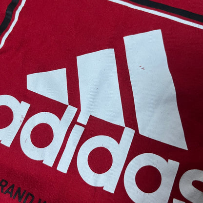 Adidas T-Shirt