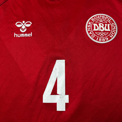 Hummel Denmark 2021/2022 Simon Kjaer #4 Football Jersey T-Shirt