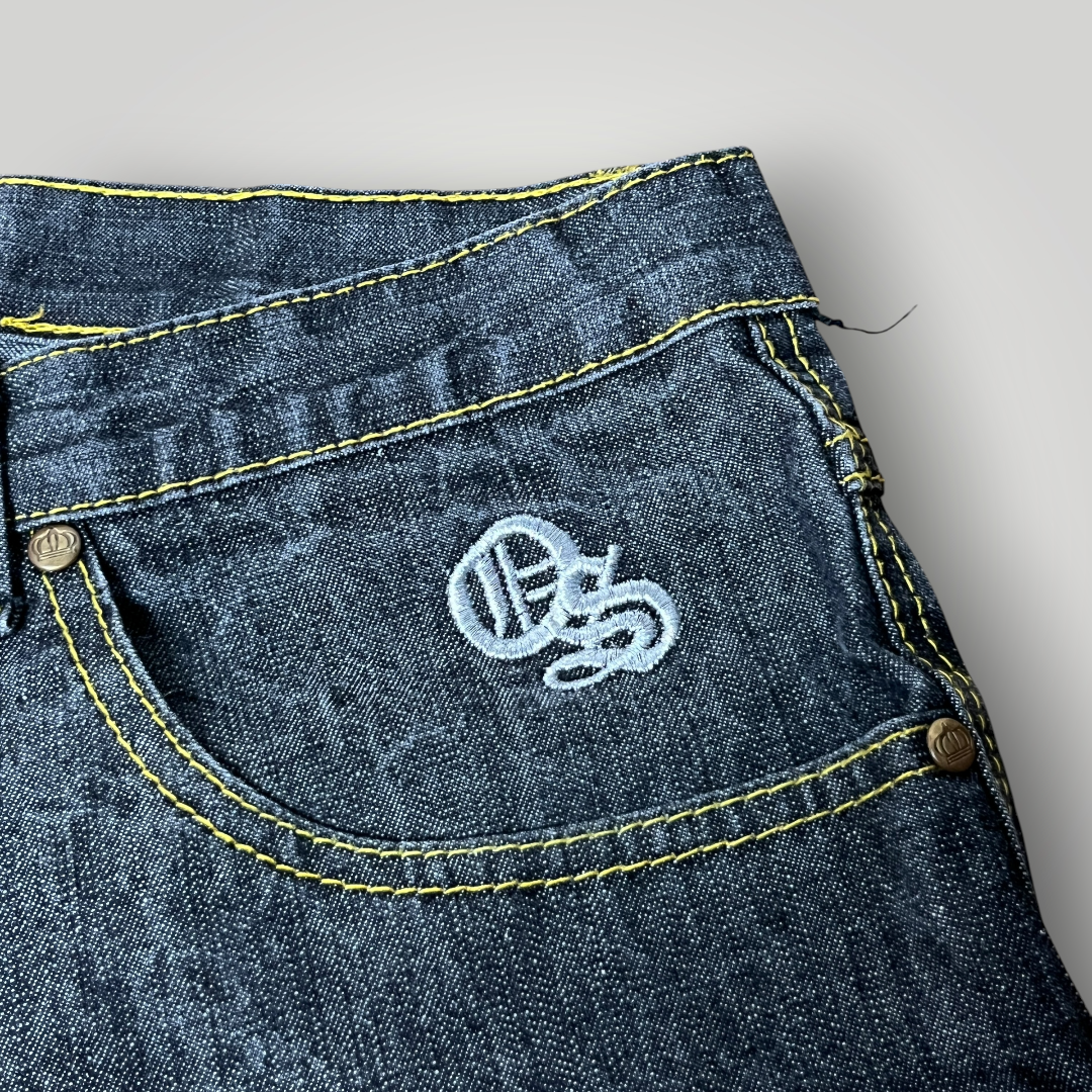 Old Skool Y2K Embroidered Hip-Hop Graphic Baggy Jorts