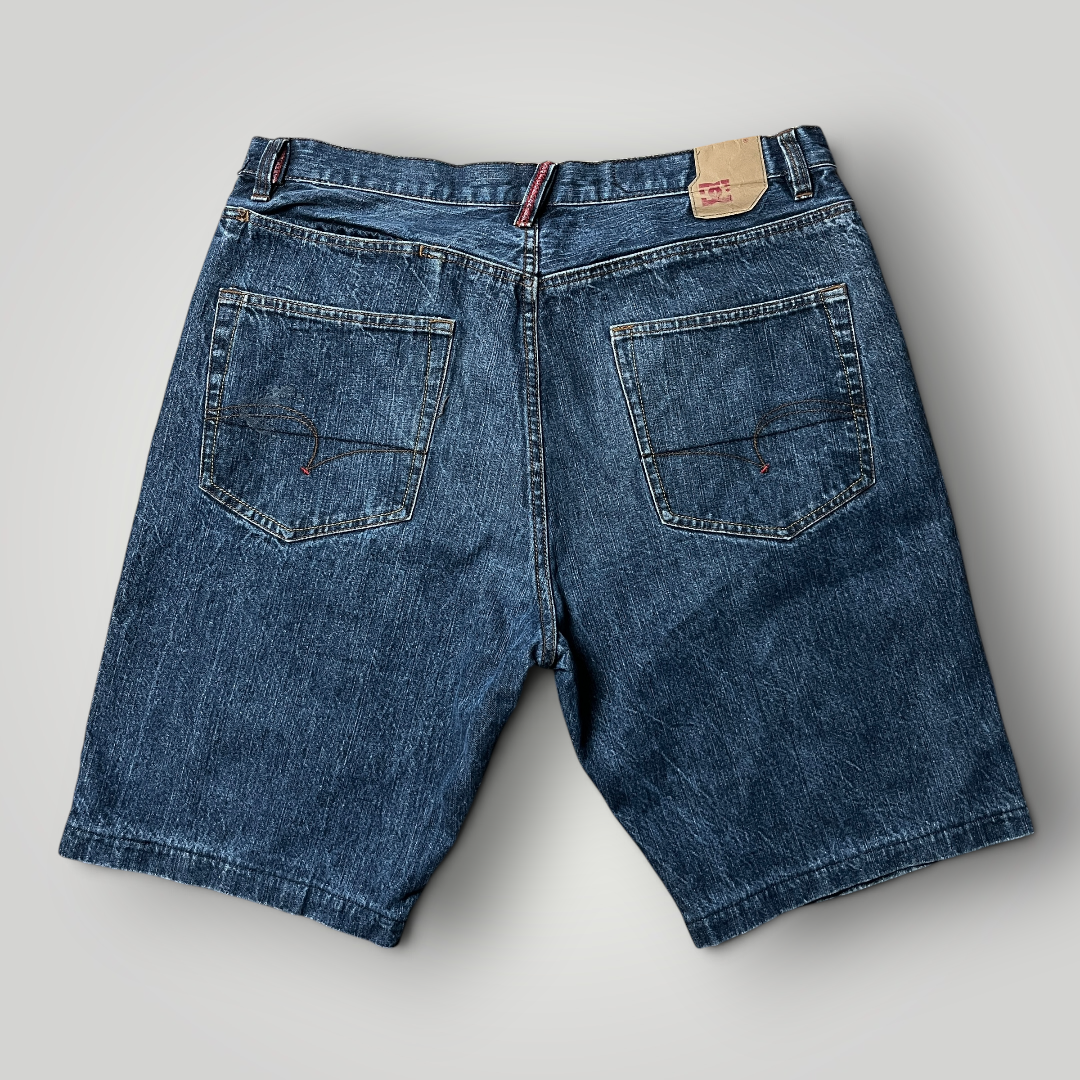 DC Vintage 2000's Y2K Hip-Hop Heavy Cotton Skater Denim Jorts