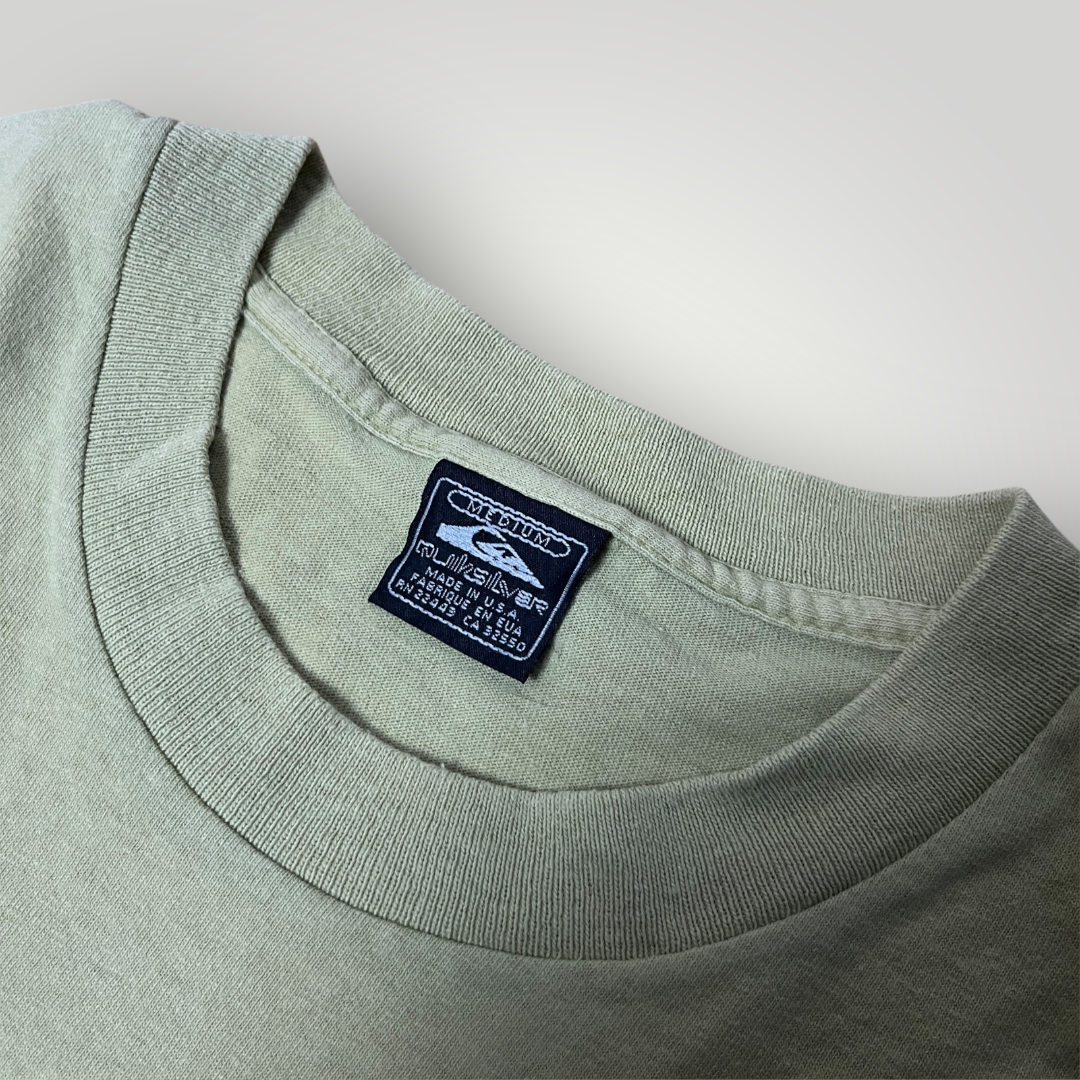 Quiksilver Vintage 90's USA MADE Y2K Heavy Cotton Single Stitch Graphic T-Shirt