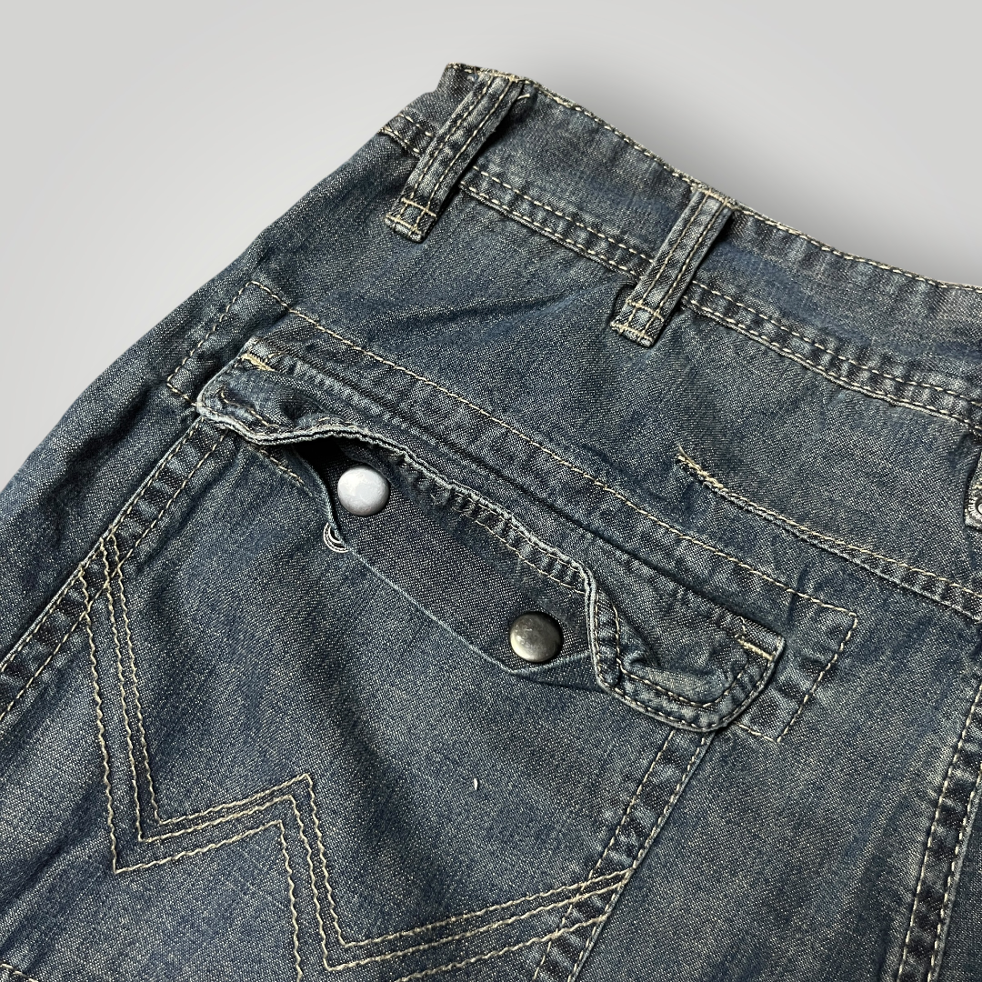Wrangler Vintage 2000's Y2K Denim Cargo Jorts