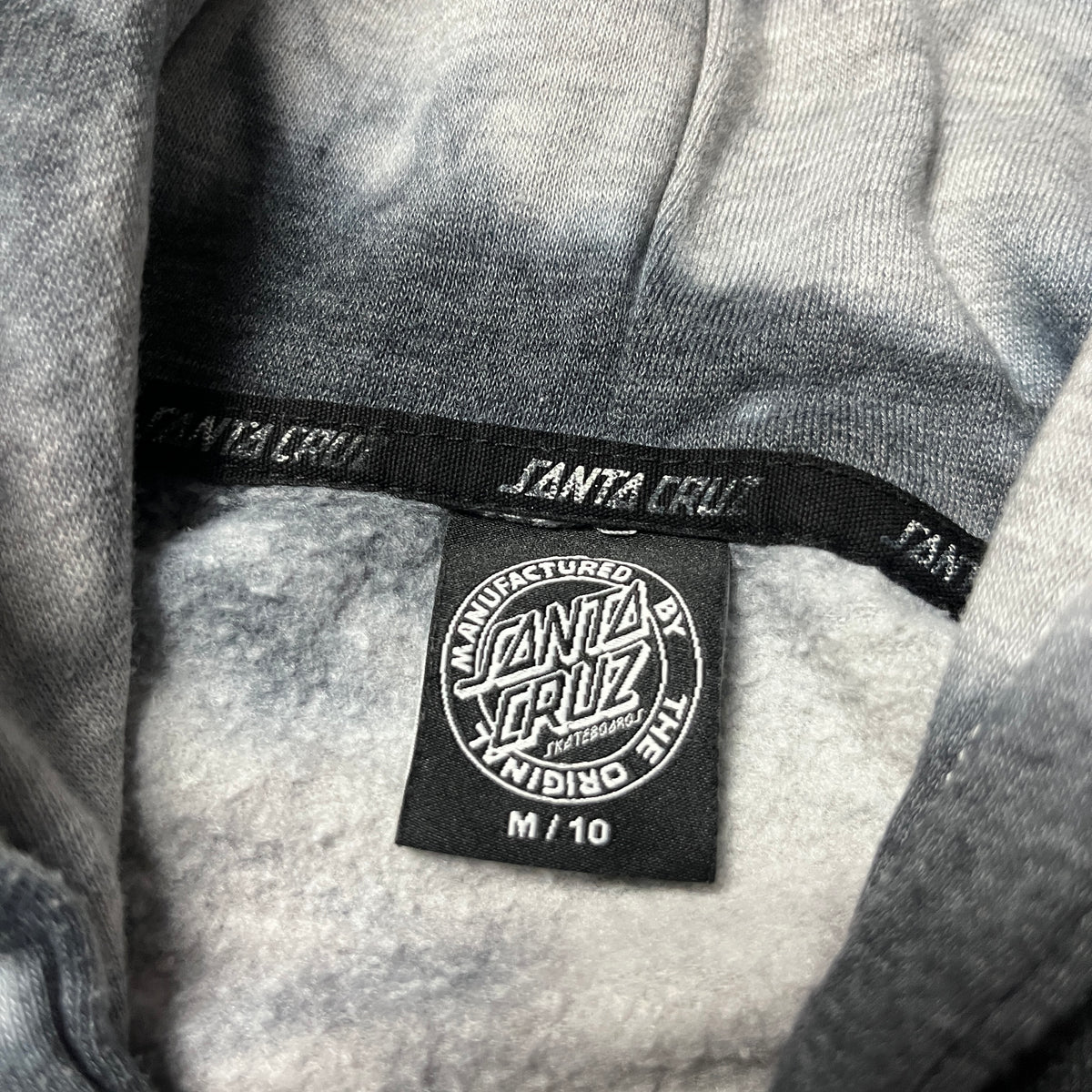 Santa Cruz "Screaming Hand" Skater Graphic Hoodie