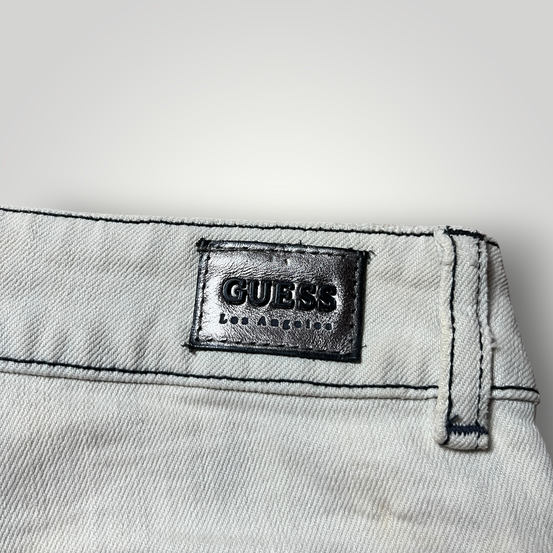 GUESS Y2K Studded Distressed Denim Shorts (Дамско)