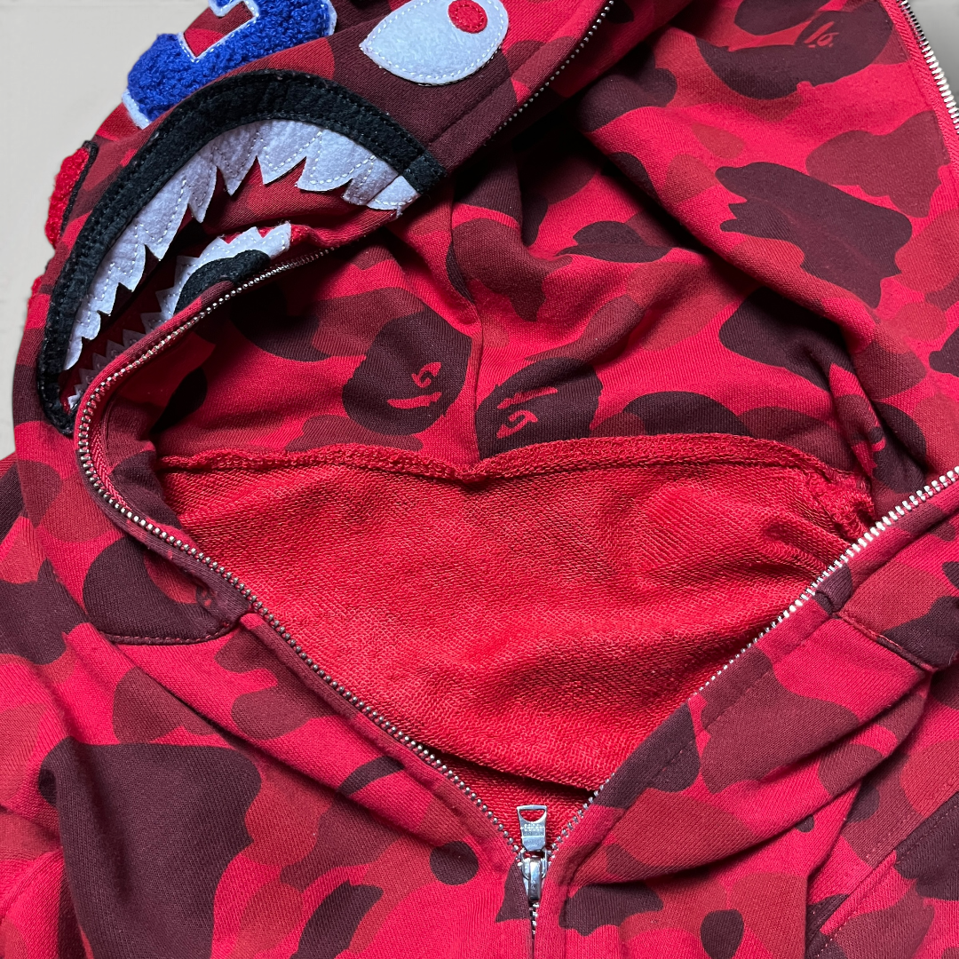 BAPE (A Bathing Ape) Color Camo Red Shark Full-Zip Hoodie (Replica)
