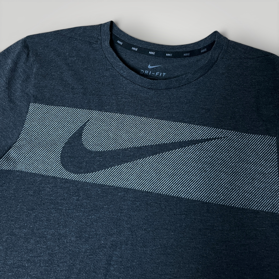 Nike DRI-FIT T-Shirt
