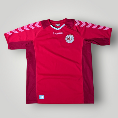 Hummel Denmark 2002/2004 Vintage Home Football Jersey T-Shirt