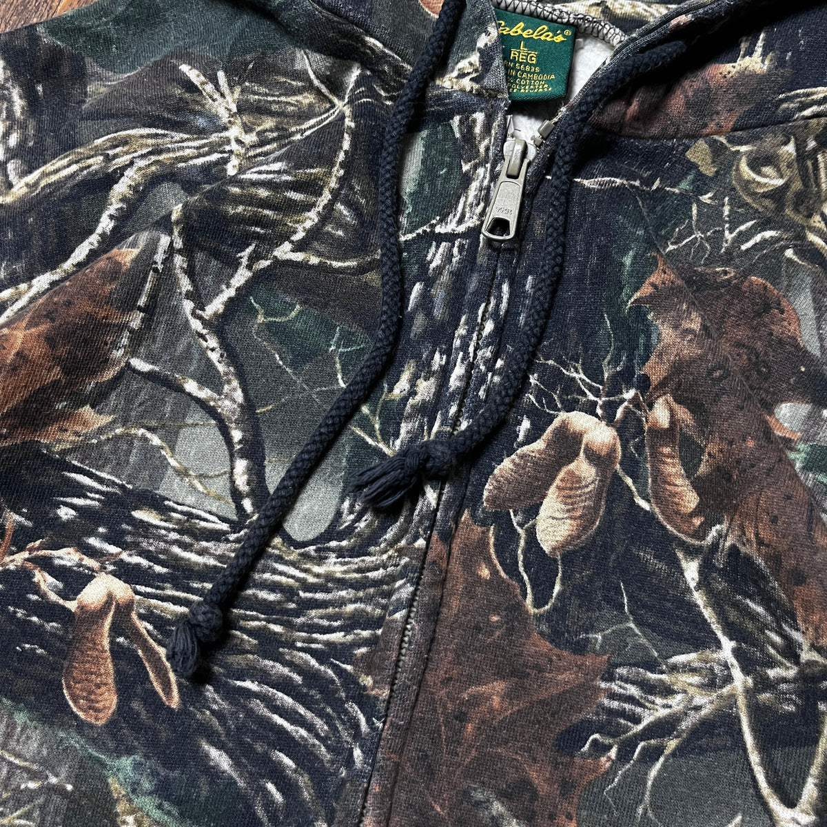 Cabelas Forest Camo Y2K Zip-Up Hoodie