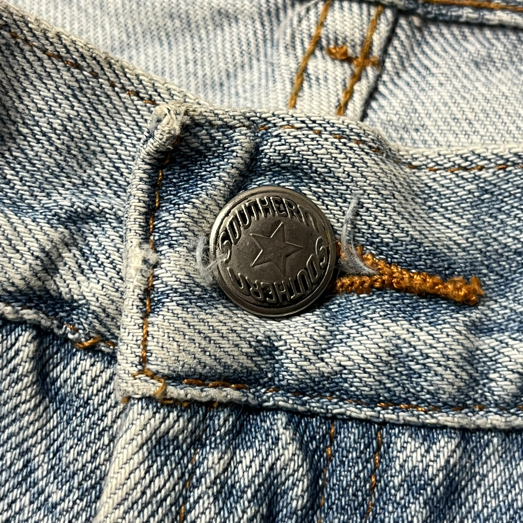 Southern Vintage 90's/00's Y2K Skater Heavy Cotton Jorts