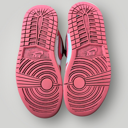 Jordan 1 Mid "Strawberries and Cream"