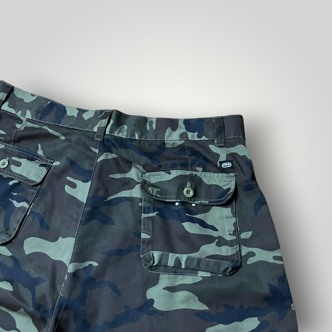 ECKO UNLTD Vintage 2000's Baggy Camo Baggy Jorts Shorts