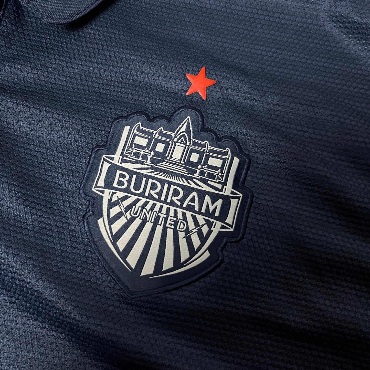 Buriram Home 2016/2017 Football Jersey T-Shirt