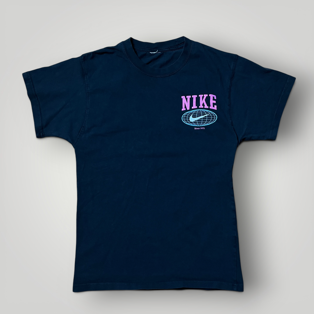 Nike Heavy Cotton Y2K Graphic T-Shirt