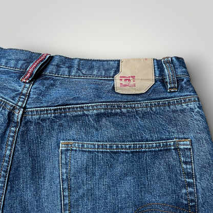 DC Vintage 2000's Y2K Hip-Hop Heavy Cotton Skater Denim Jorts