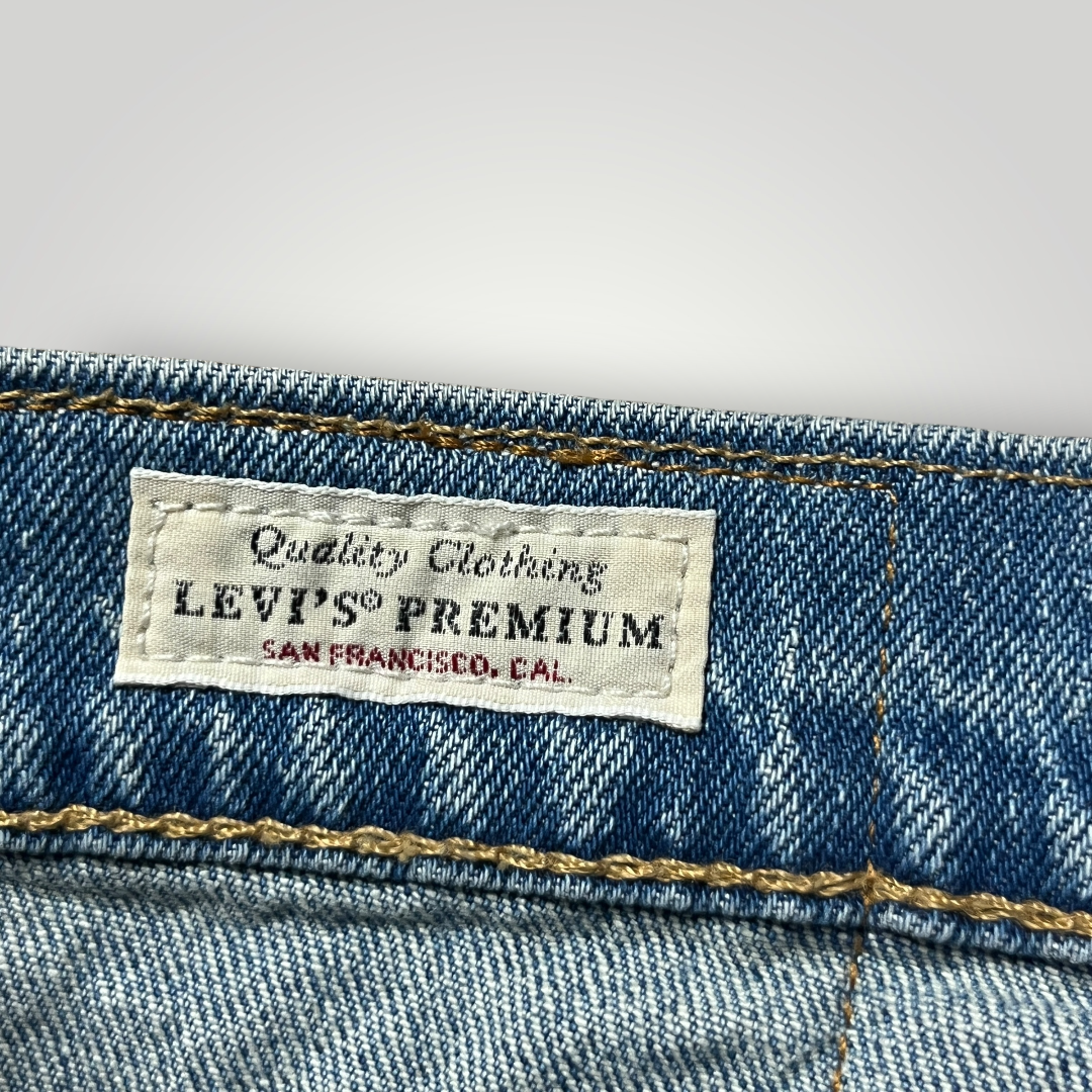 LEVI'S 412 Premium Denim Shorts