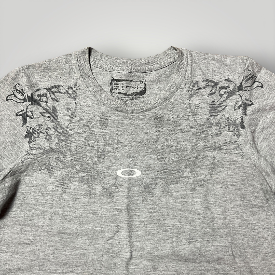 Oakley Vintage 2000's Y2K Floral Vine Graphic T-Shirt !USA MADE! (Дамско)
