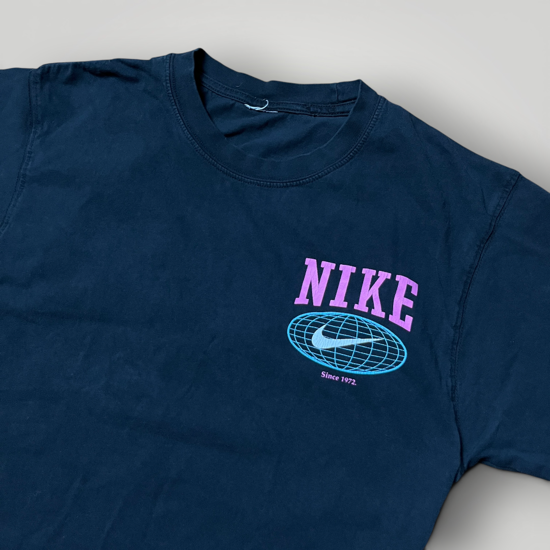 Nike Heavy Cotton Y2K Graphic T-Shirt